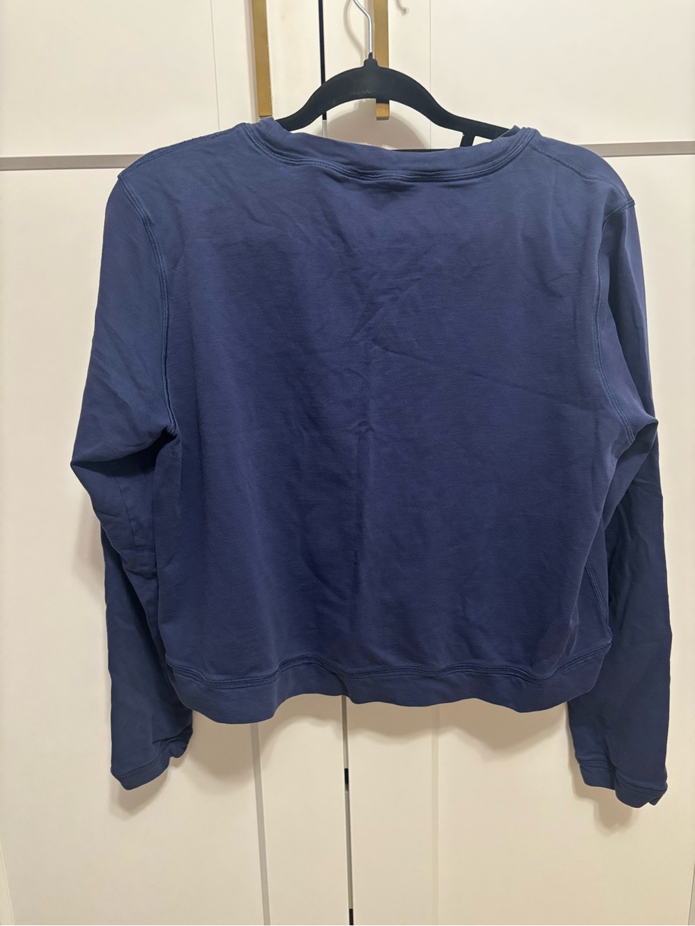 Lululemon Navy Blue Long-Sleeve Pullover Top - Picture 3 of 4